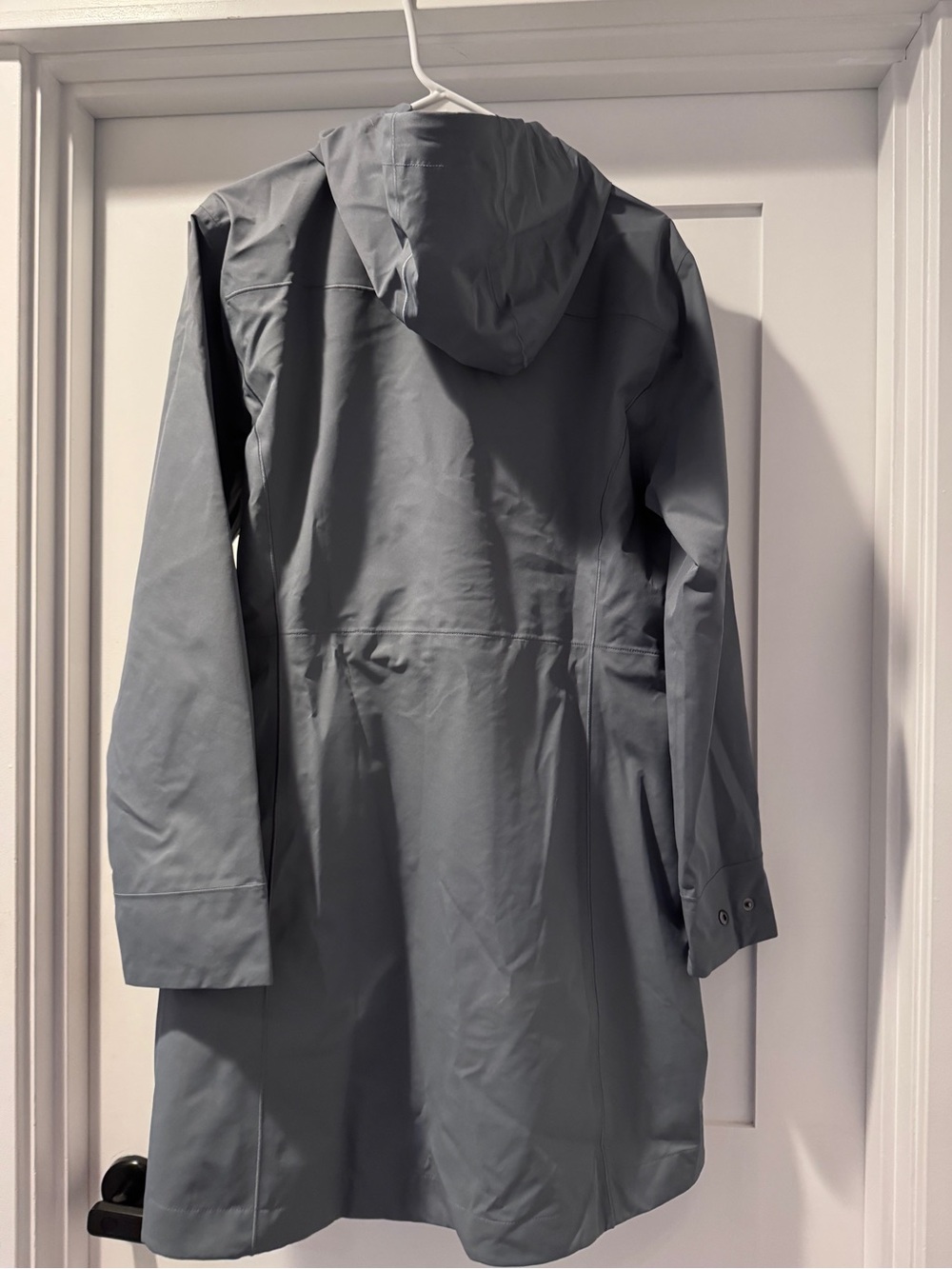NWT- Athleta Rainout Ridge Long Trench - Picture 4 of 8